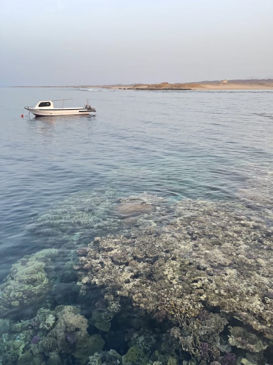 Strand Rohanou Beach Resort