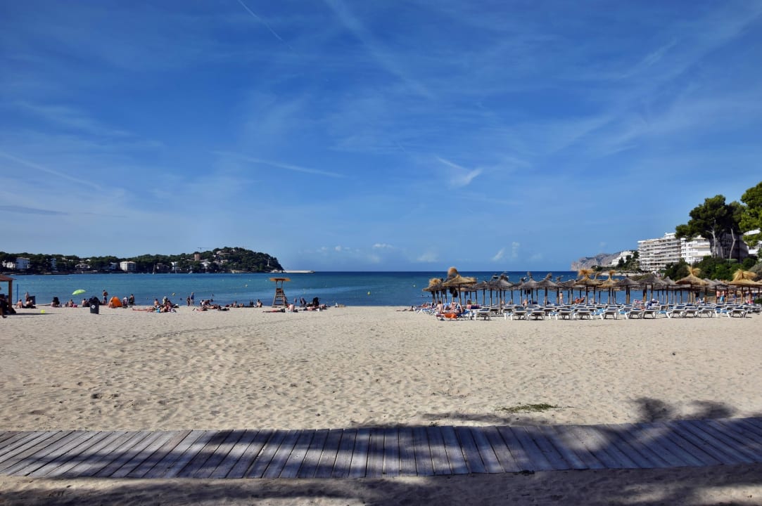 300 M zum Strand Hotel Boutique Bon Repos