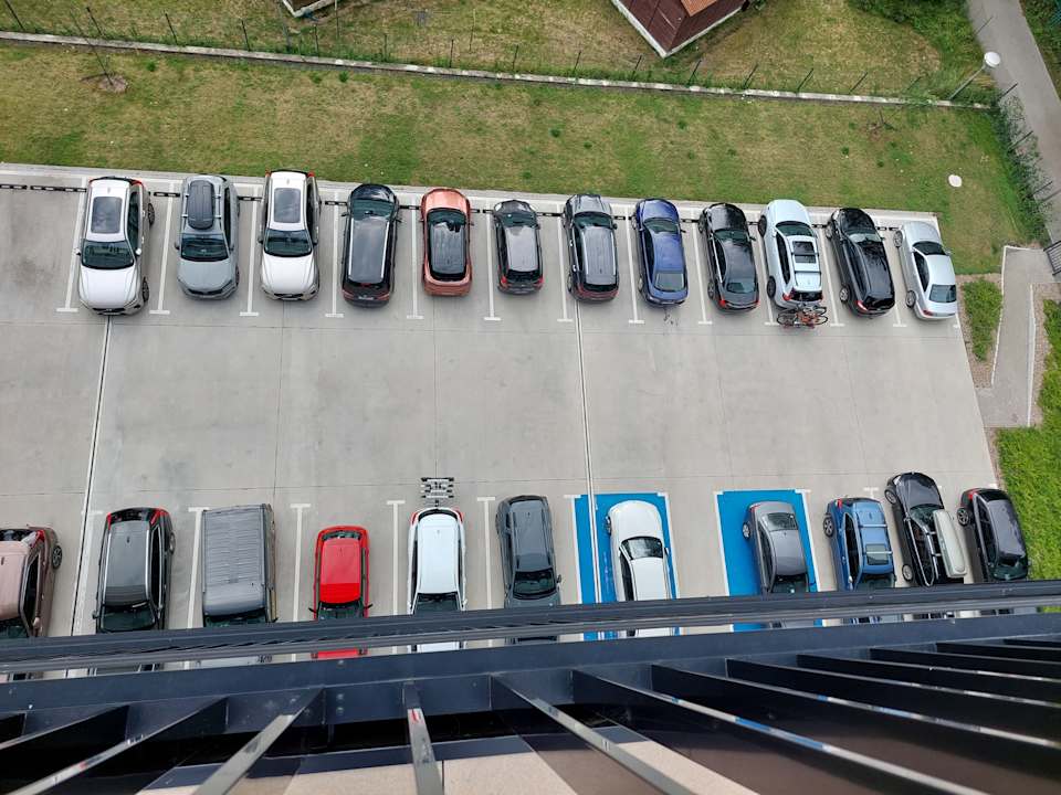 Außenansicht Instytut Zdrowia Sofra FIT & SPA