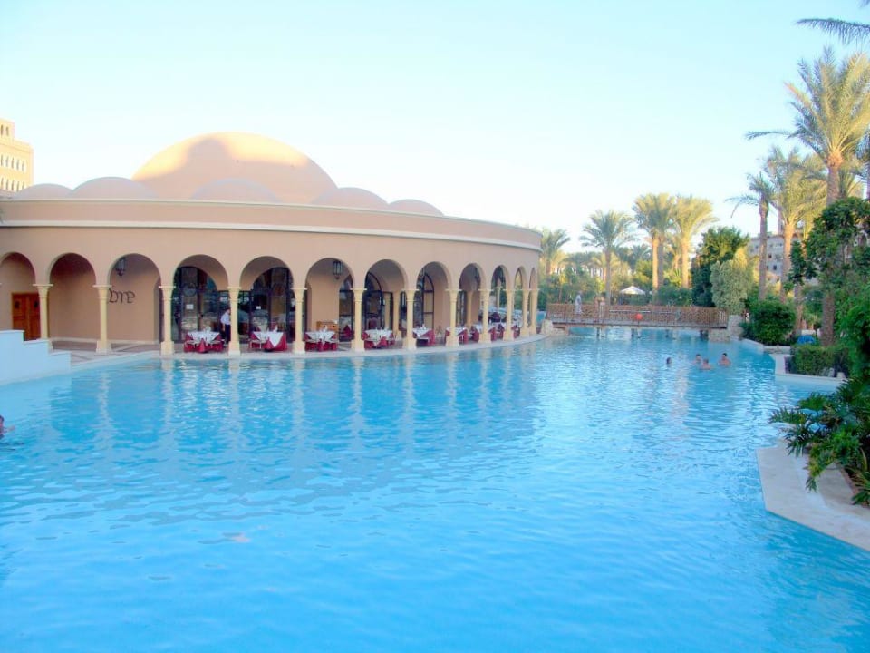 The Dome Tagsüber/Poolanlage Makadi Palace
