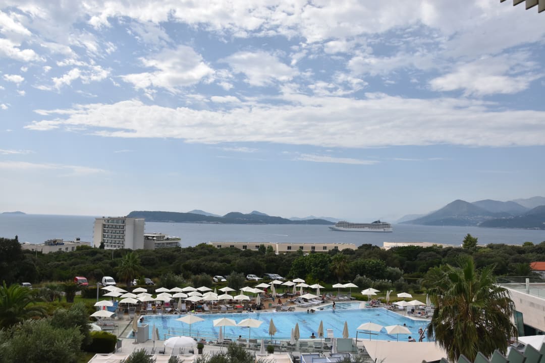 Pool Valamar Lacroma Hotel