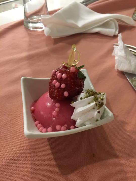 Gastro Side Royal Palace Hotel & Spa