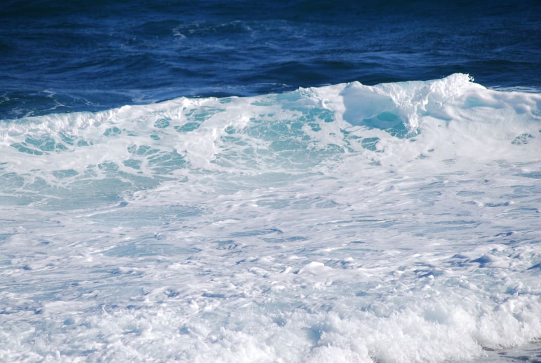 Strand Crystal Springs Beach Hotel