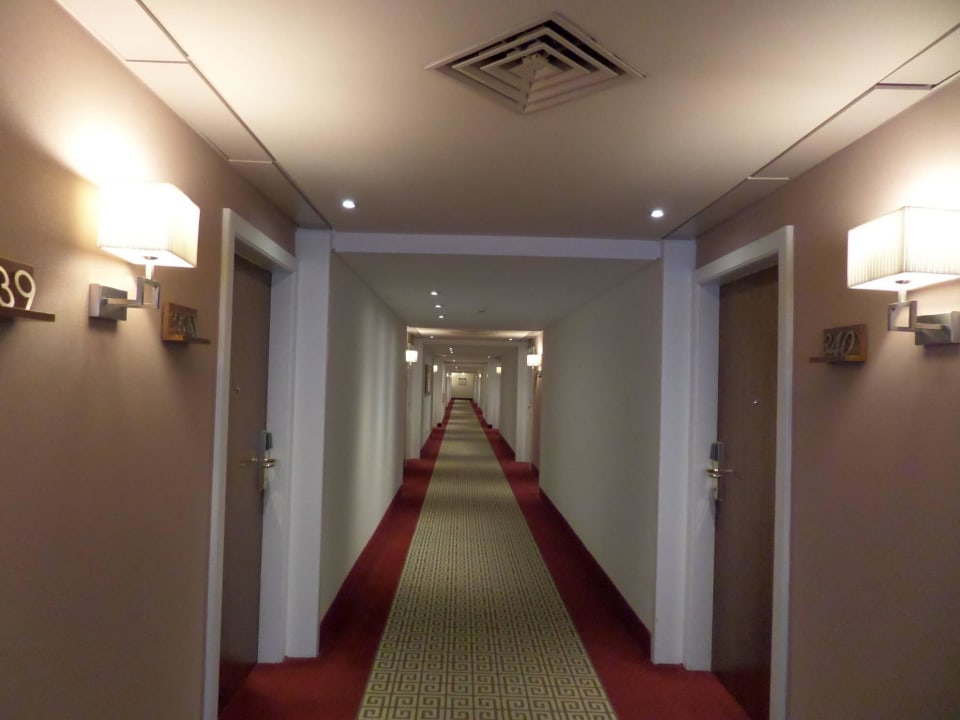 Hotelflur Hotel Palace Berlin