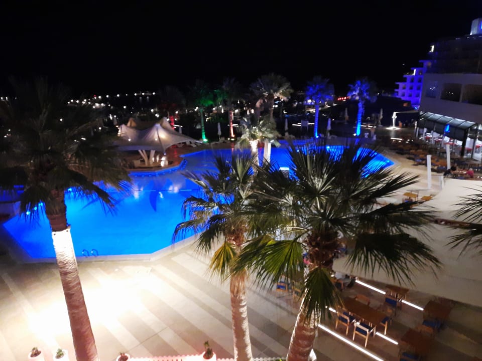 Pool Hilton Hurghada Plaza