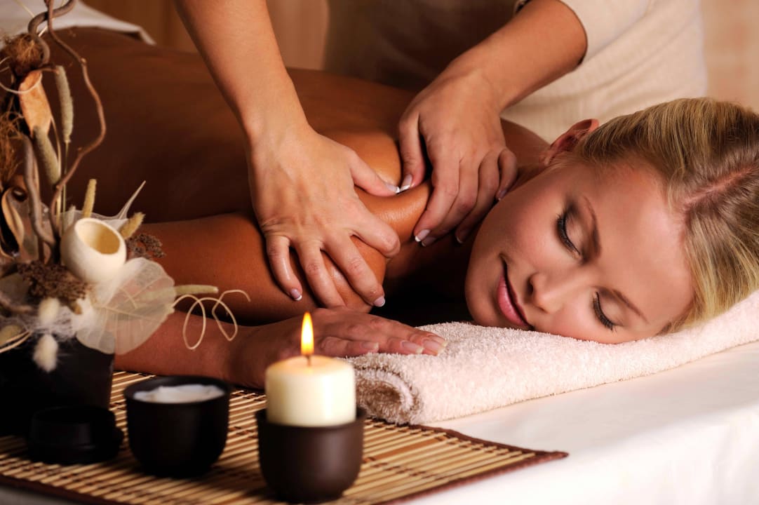 Skopelos Holidays Hotel & Spa-massage Skopelos Holidays Hotel & Spa