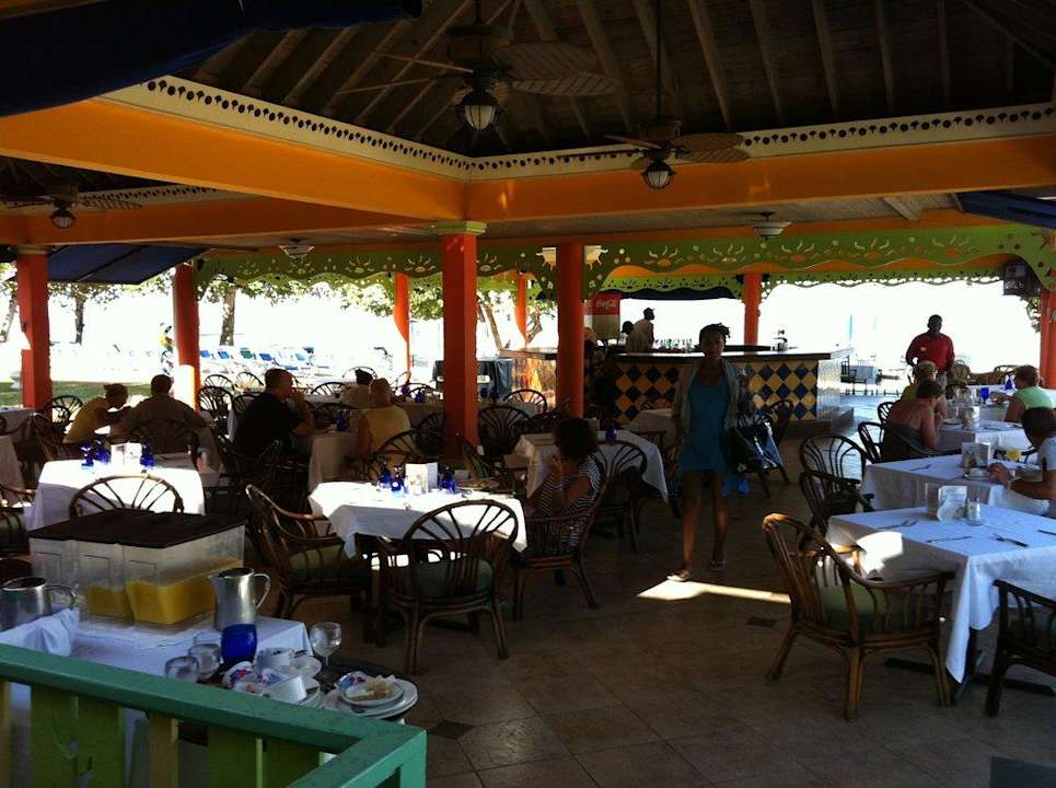 Restaurant am Strand Hotel Grand Pineapple Beach Negril