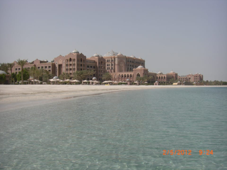 Schöner Strand Emirates Palace Mandarin Oriental