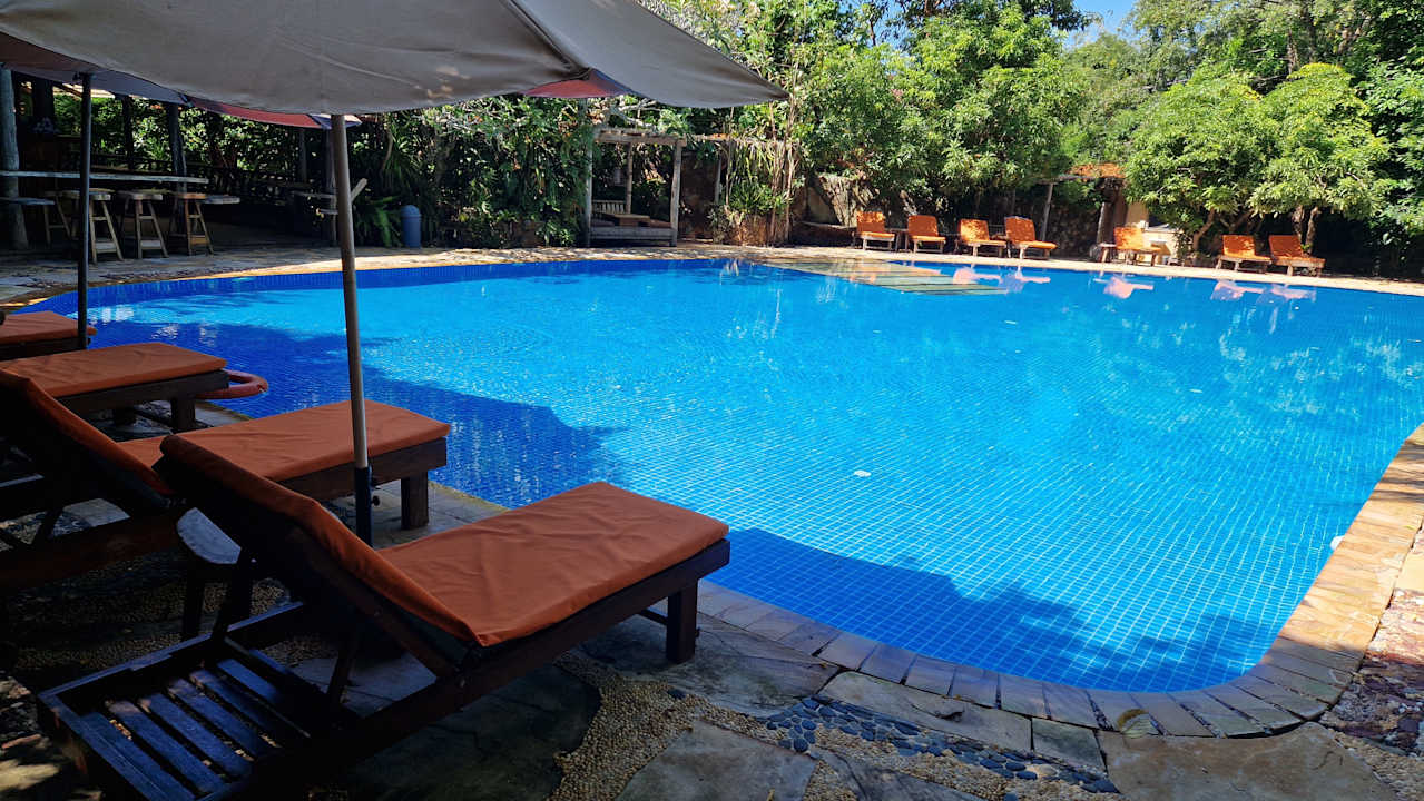 Pool Veranda Natural Resort