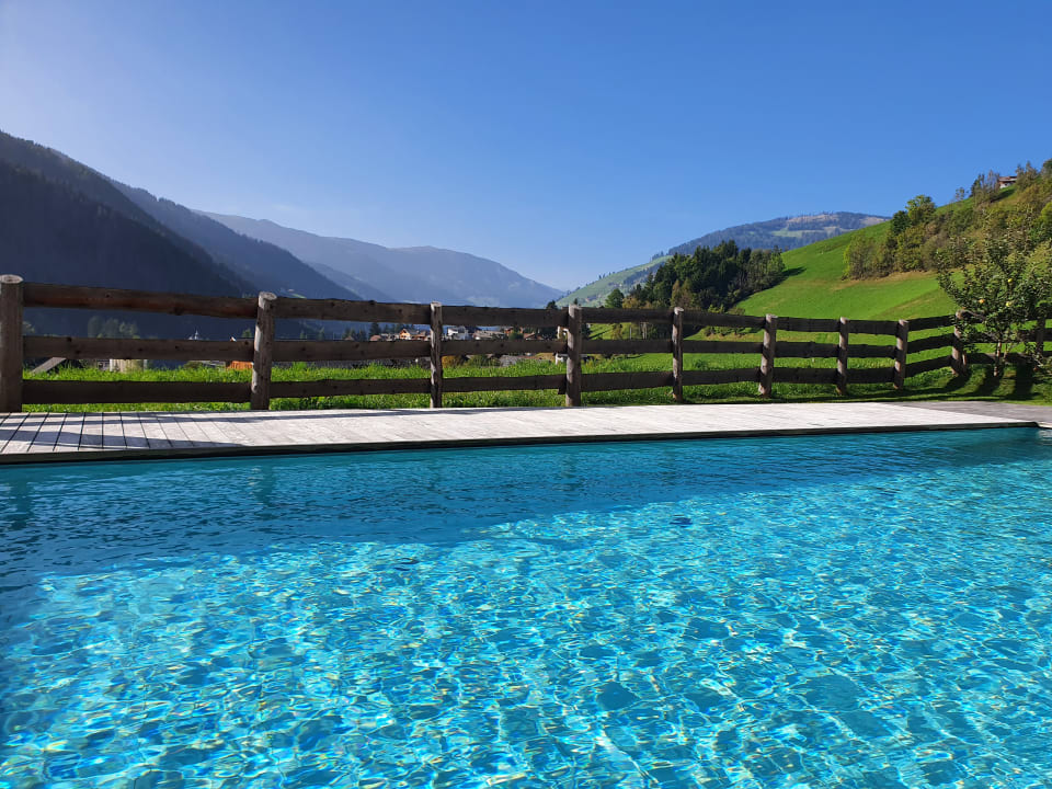 Pool Hotel Mareo Dolomites