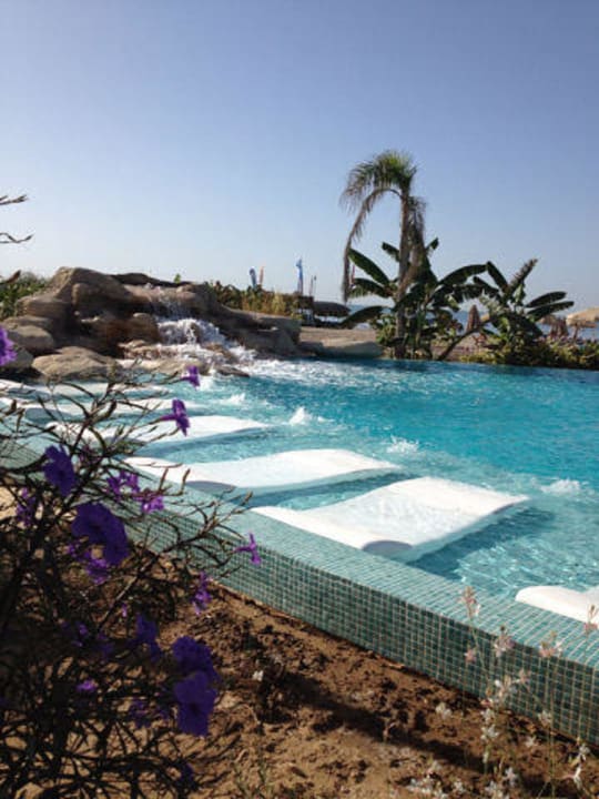 Secret garden Starlight Resort Hotel