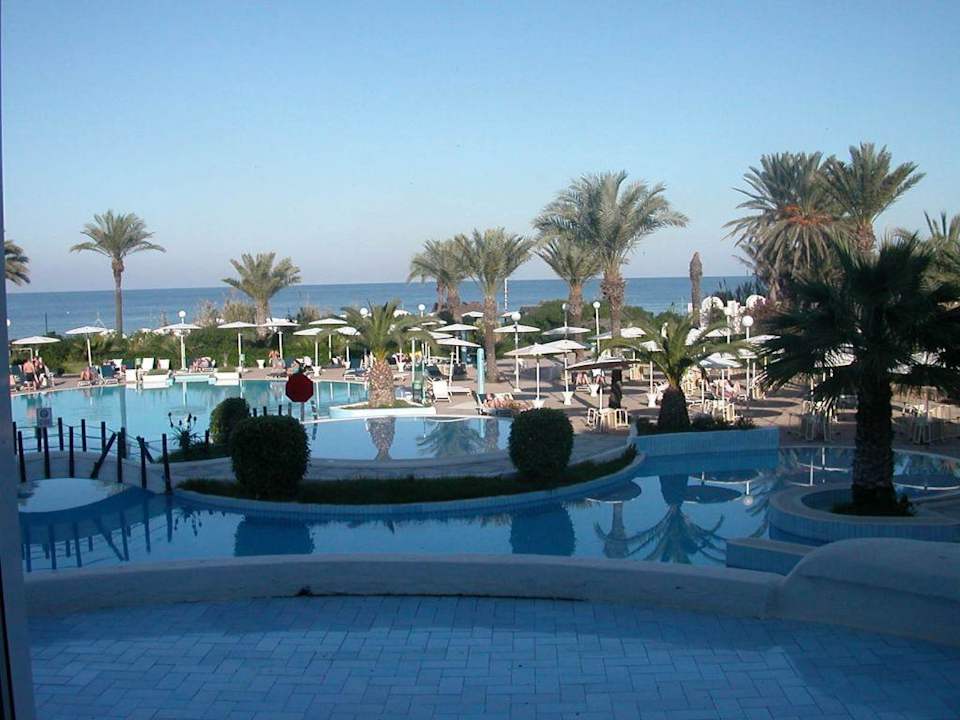 Poolanlage Hotel El Mouradi Skanes Beach