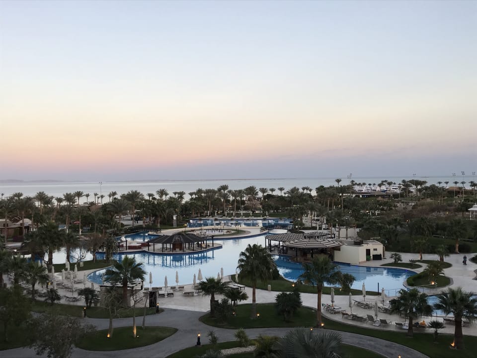 Sonnenuntergang Steigenberger ALDAU Beach Hotel