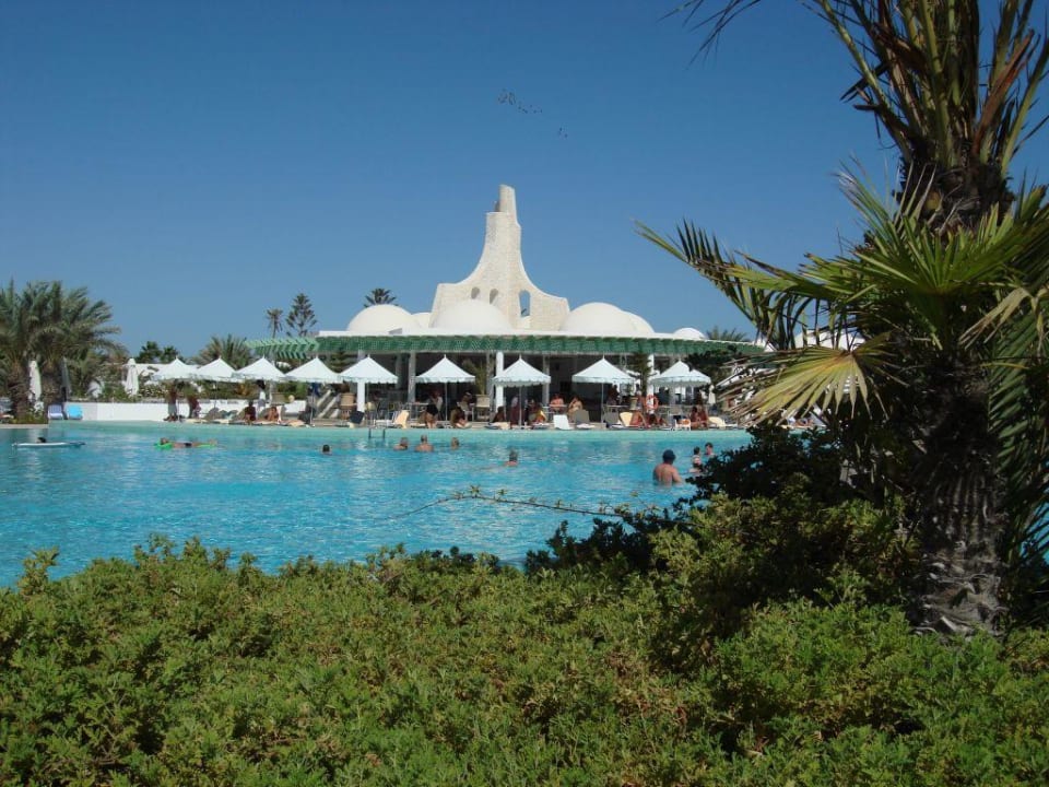 Piscine Hotel Royal Garden Palace