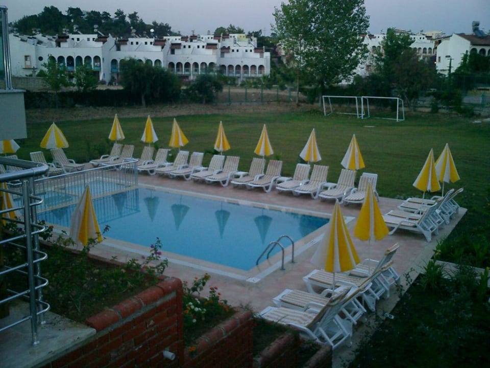 Pool (3) Hotel Gardenia Beach