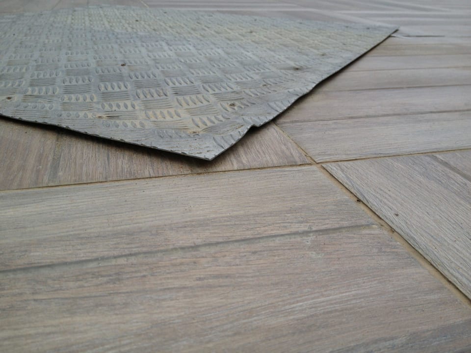 Hier werden Kinderfüße am Pool gerade zu Aufgeschl Annabella Diamond Hotel & Spa