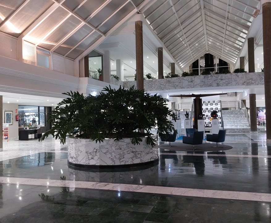 Lobby Princess Taurito