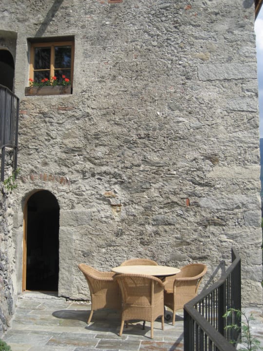 Die Terrasse im EG Hotel Schloss Sonnenburg