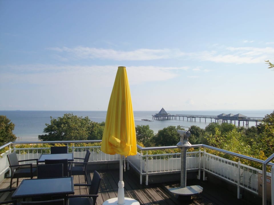Blick vom Außenbereich im Obergeschoss Hotel Kaiserhof Heringsdorf