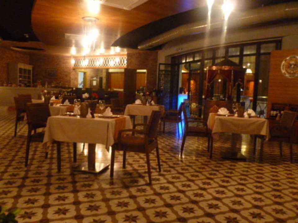 Resto Gusto et Ottoman Commodore Elite Suites & Spa - Adults only