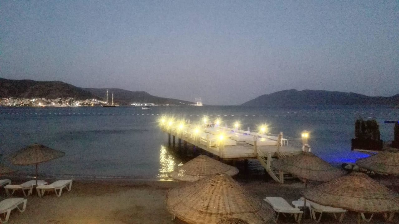 Steg vom Hotel Salmakis Resort & Spa