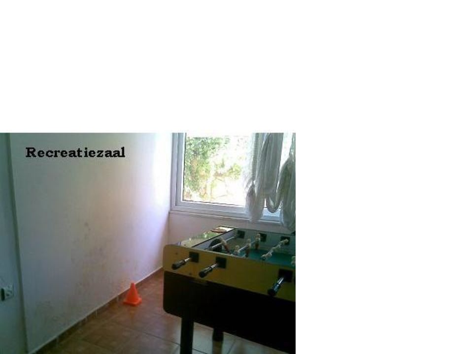 Dirty gameroom Hotel Alperbey