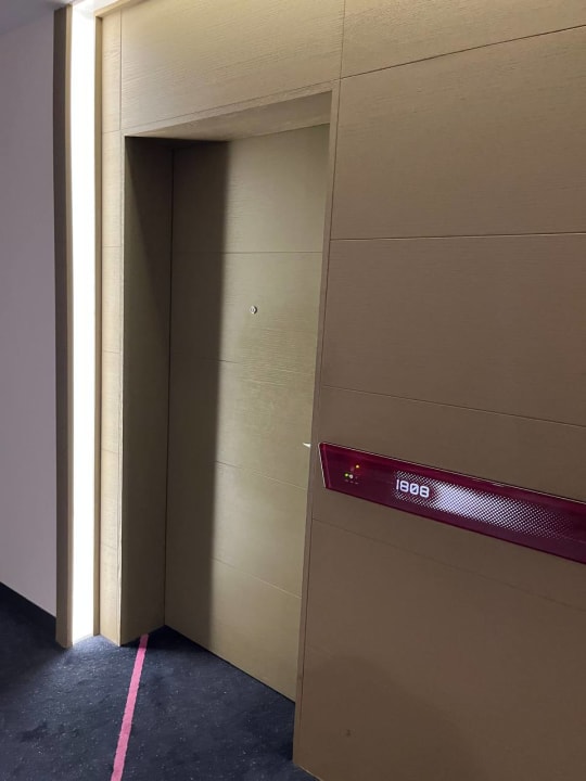 Zimmer W Abu Dhabi - Yas Island