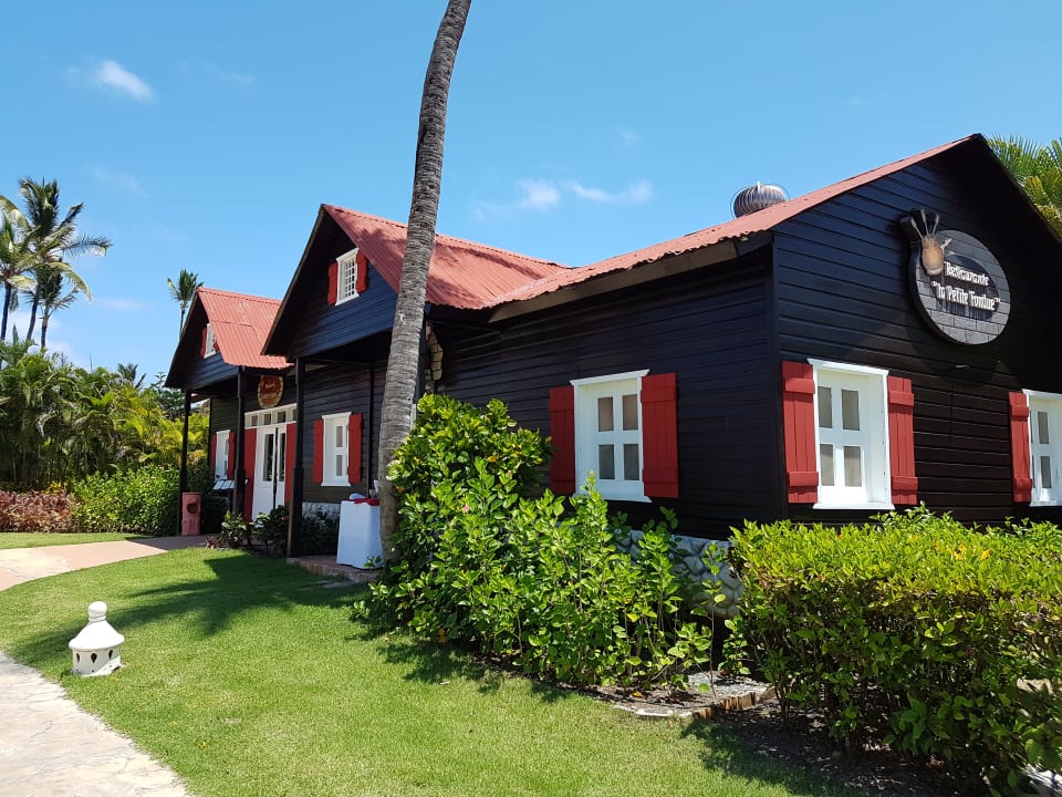 Außenansicht Punta Cana Princess All Suites Resort & Spa