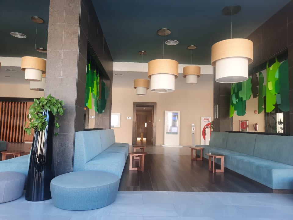 Lobby Hotel Riu Vistamar