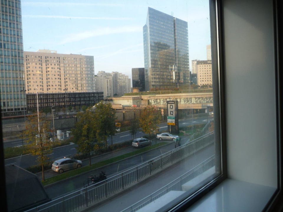 Blick aus Zimmer 208 Hotel Ibis Paris La Défense Centre