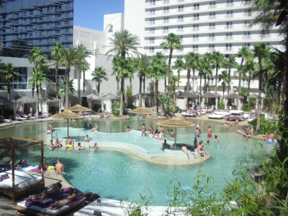 Poolanlage HRH Virgin Hotels Las Vegas, Curio Collection by Hilton