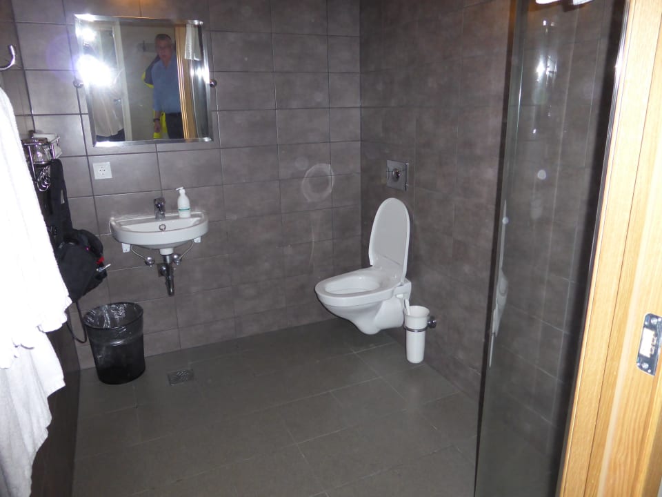 Bad Fosshotel Hellnar