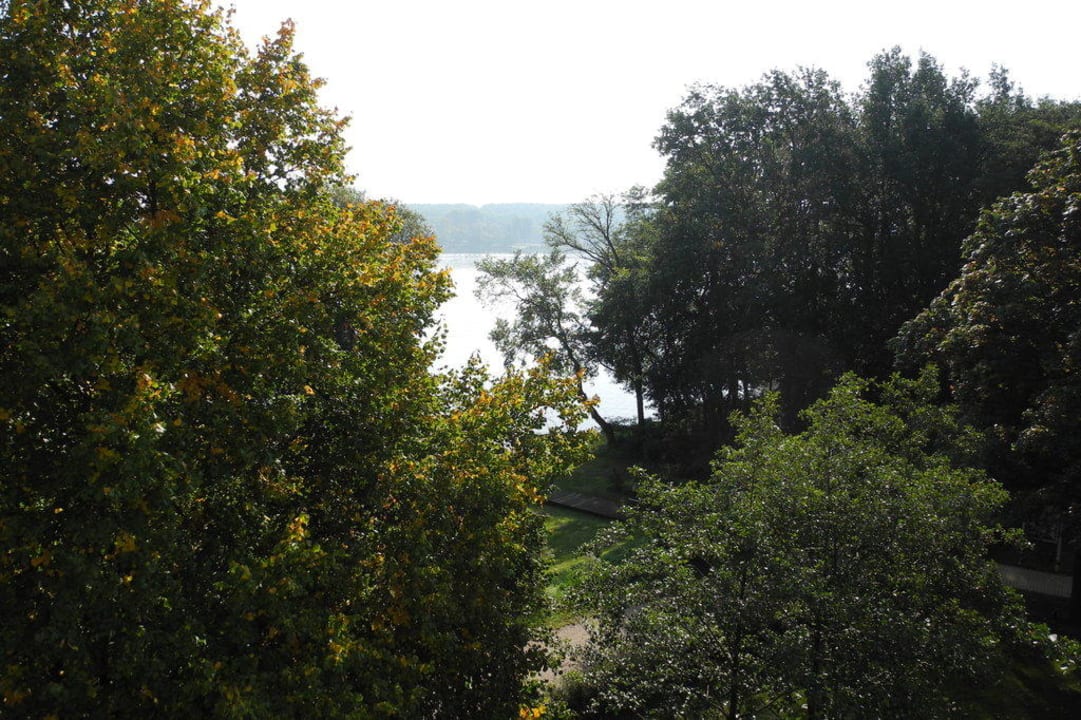 Balkon, Blick auf See Seminaris Seehotel Potsdam