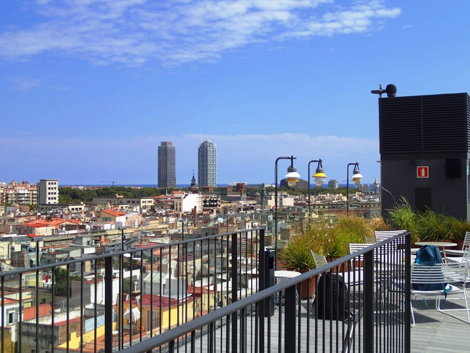 DT  Yurbban Trafalgar Hotel