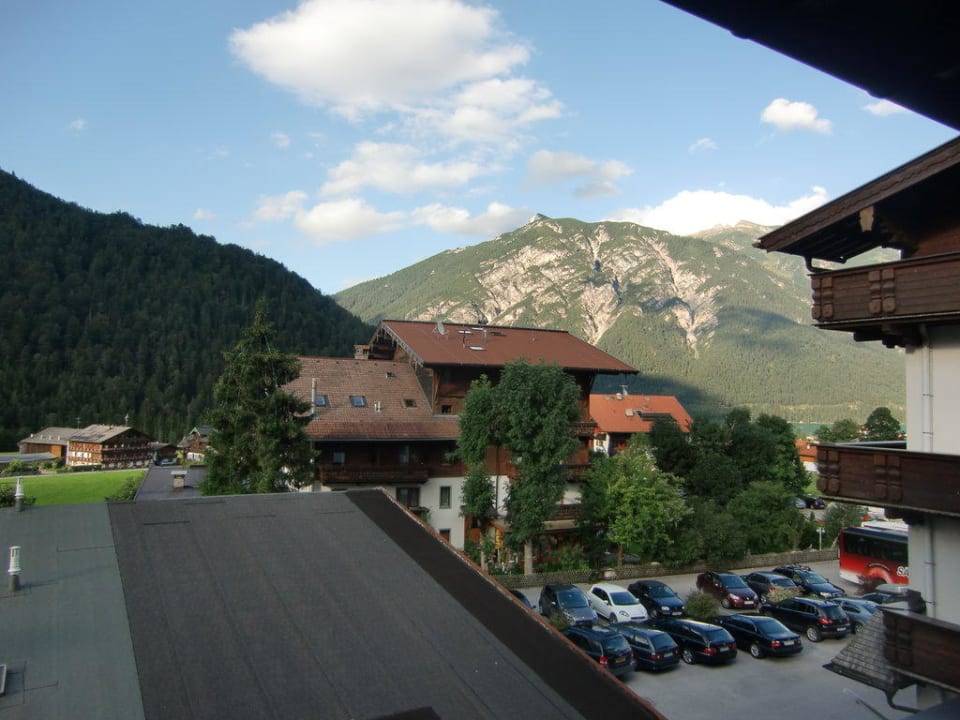 Blick vom Balkon aus Zimmer 219 Hotel Karlwirt