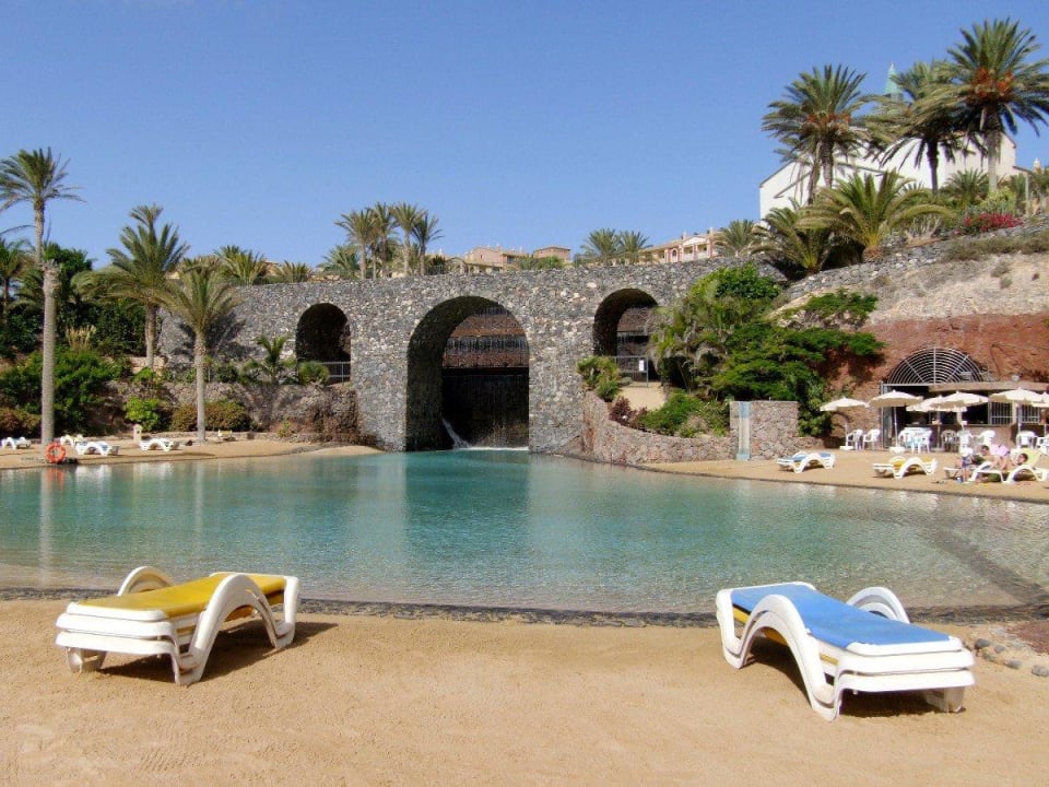 Die Meerwasserlagune vom Hotel R2 Rio Calma Hotel & Spa & Conference