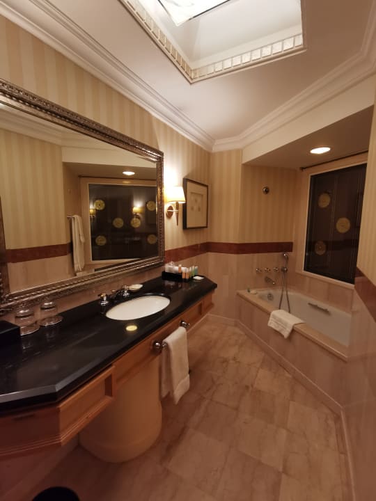 Zimmer Grand Hyatt Muscat