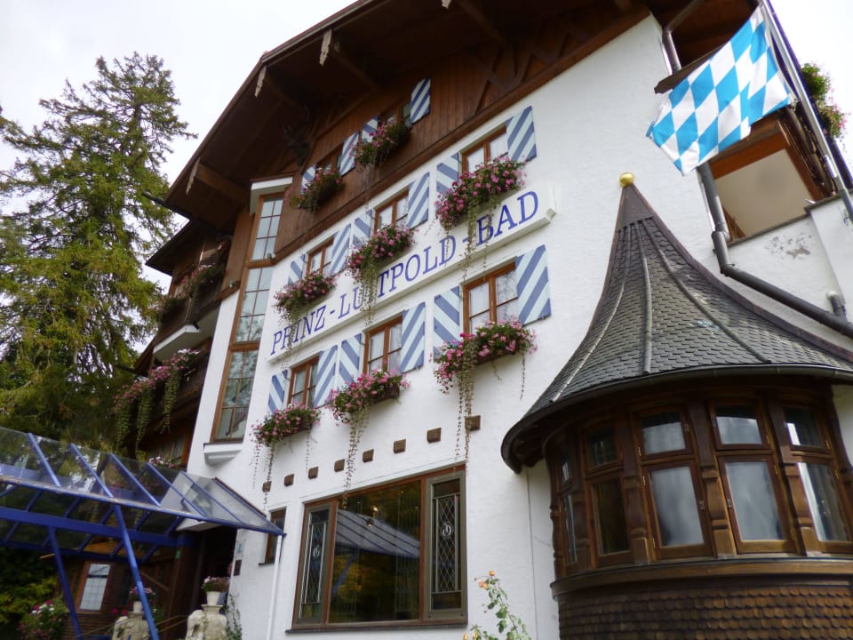 Hoteleingang Hotel Prinz Luitpold Bad