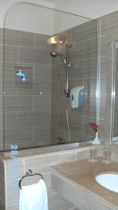 Begehbare Dusche, verstellbarer Wasserstrahl  Jaz Dar EL Madina