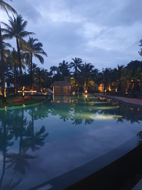 Pool La Flora Khao Lak