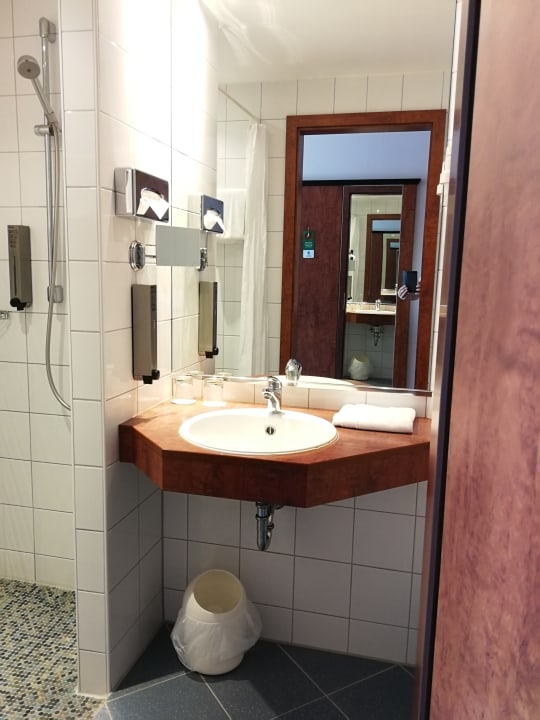 Zimmer AMEDIA Hotel Frankfurt Rüsselsheim