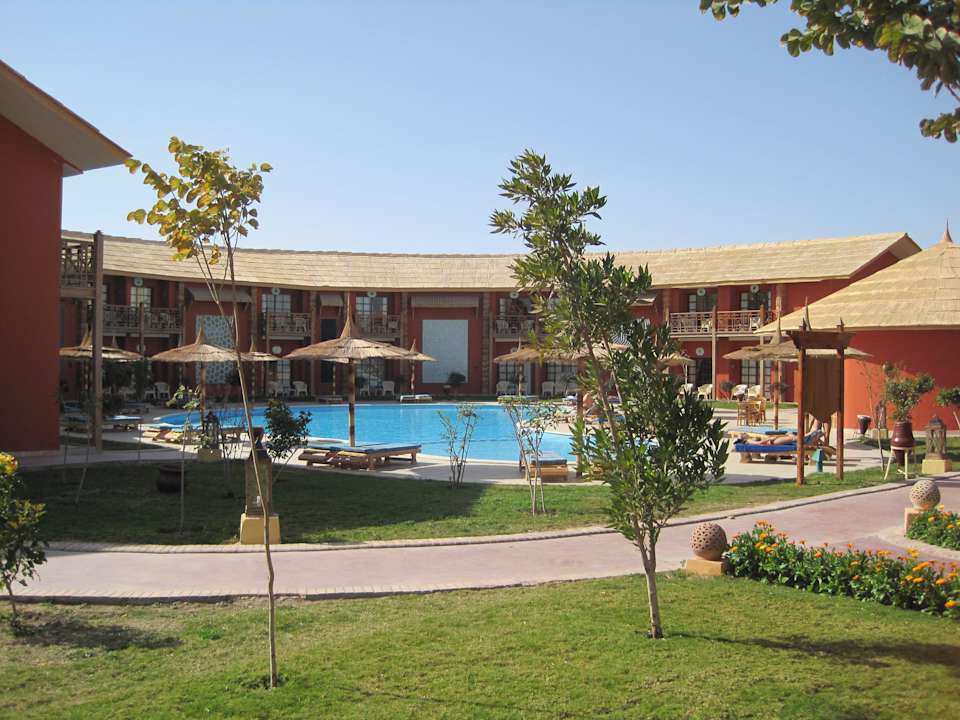 Wieder ein Pool Pickalbatros Alf Leila Wa Leila Resort - Neverland Hurghada