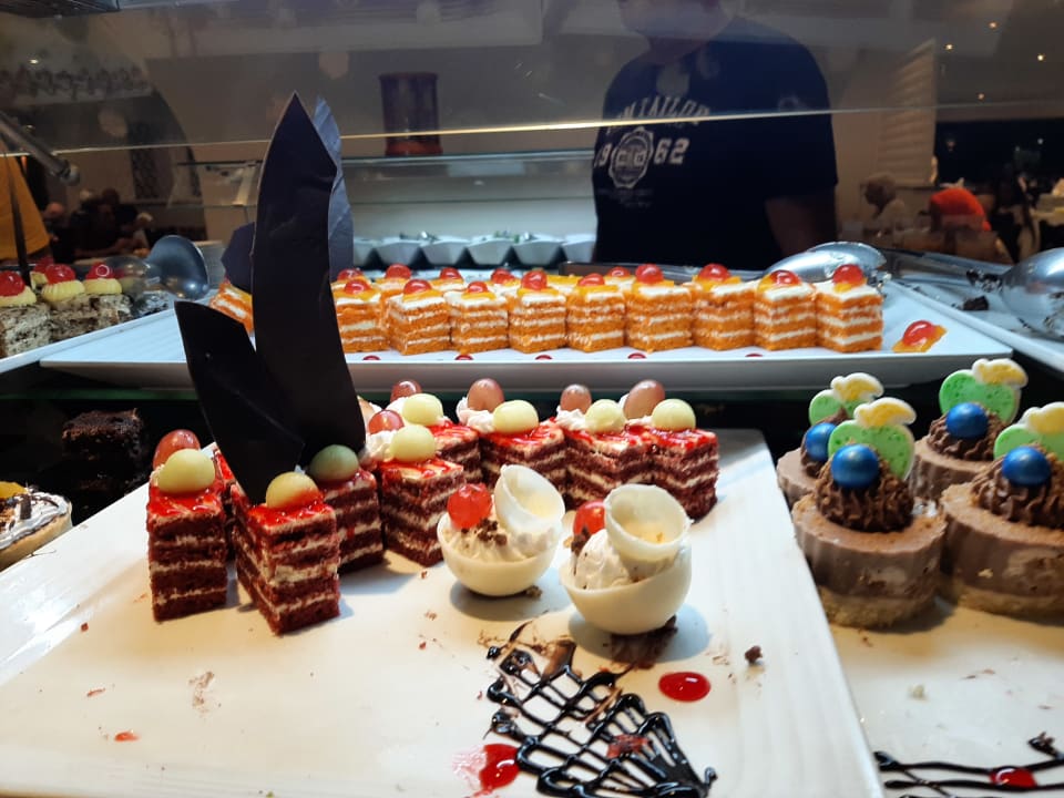 Gastro Three Corners Equinox Beach Resort