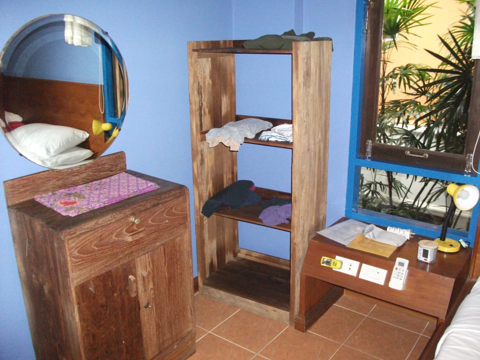 Zimmer Lawana Resort