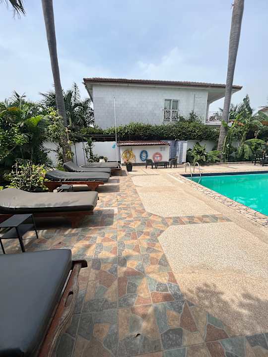 Pool Dulaa Deema Residence Brufut Heights