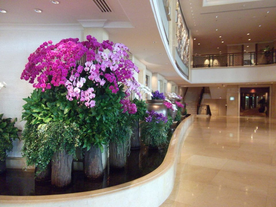 Blumen in der Hauptlobby Shangri-La Hotel, Bangkok