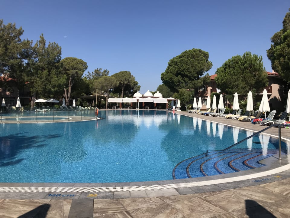 Pool Xanadu Resort Hotel