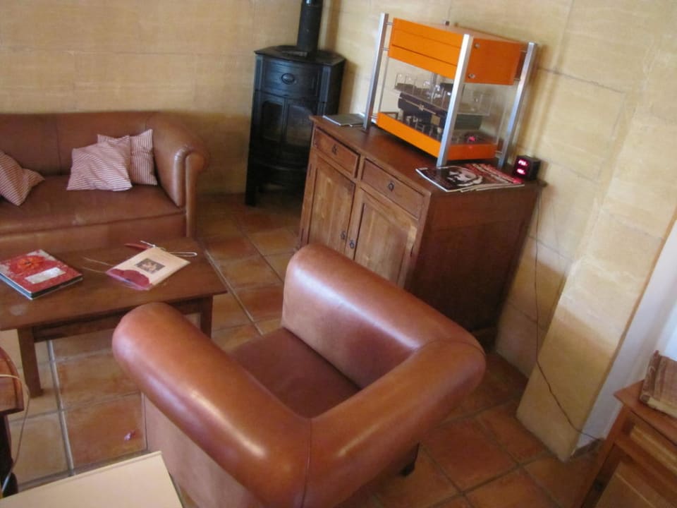 Humidor / Leseecke im Barbereich  Finca Amapola - Agrotourismus Hotel