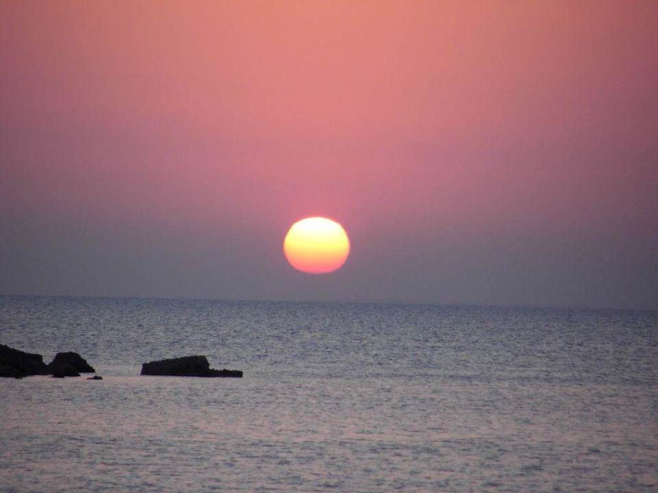 Sonnenaufgang Beach Albatros Resort