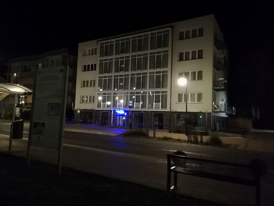 Außenansicht Hotel Lazur